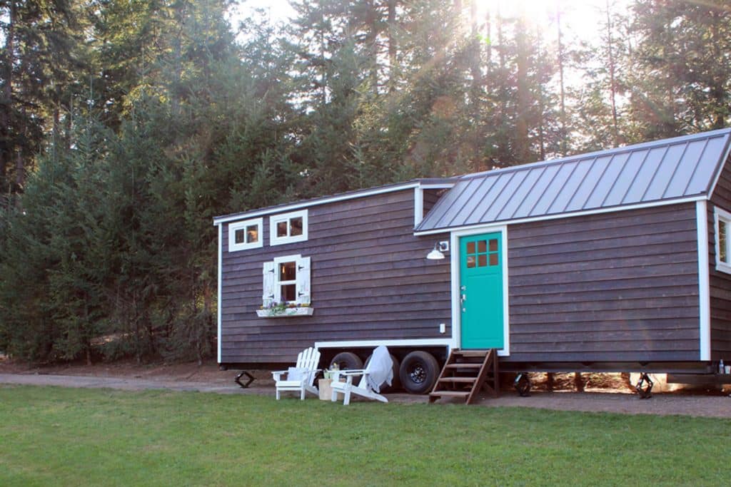 Outside photo of the Southern Charm custom tiny house